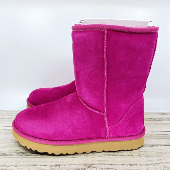UGG Shoes - UGG CLASSIC SHORT 2